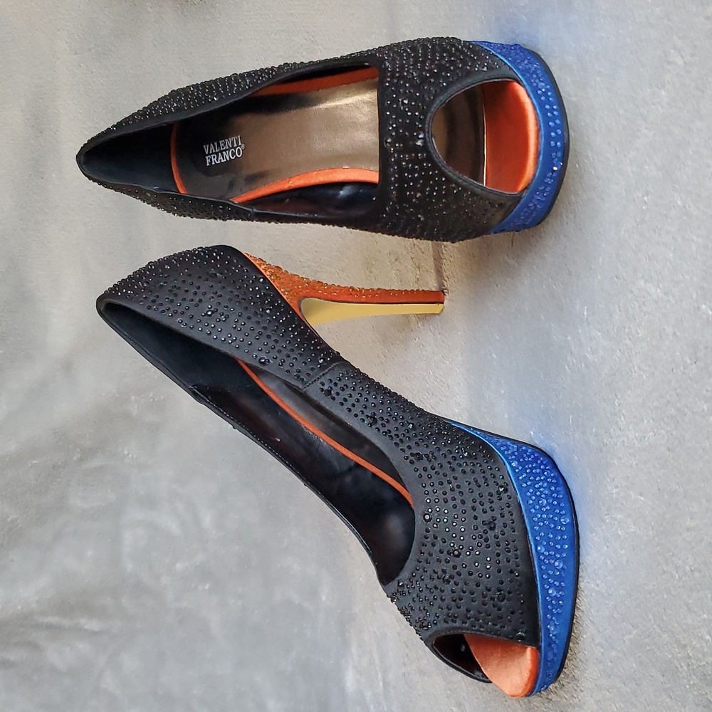 🆕️ VALENTI FRANCO Camilia Satin Embellished Colorblock Platform Heels SIZE: 7½M